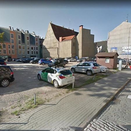 Historic Apartment With Wooden Floors In The Hearth Of Old-Town Riga Exterior foto
