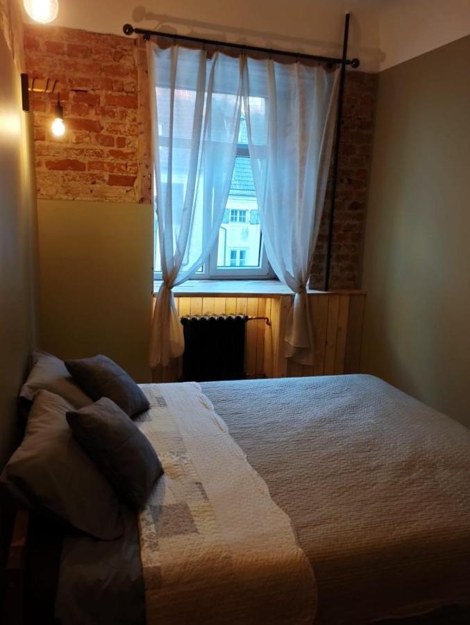 Historic Apartment With Wooden Floors In The Hearth Of Old-Town Riga Exterior foto